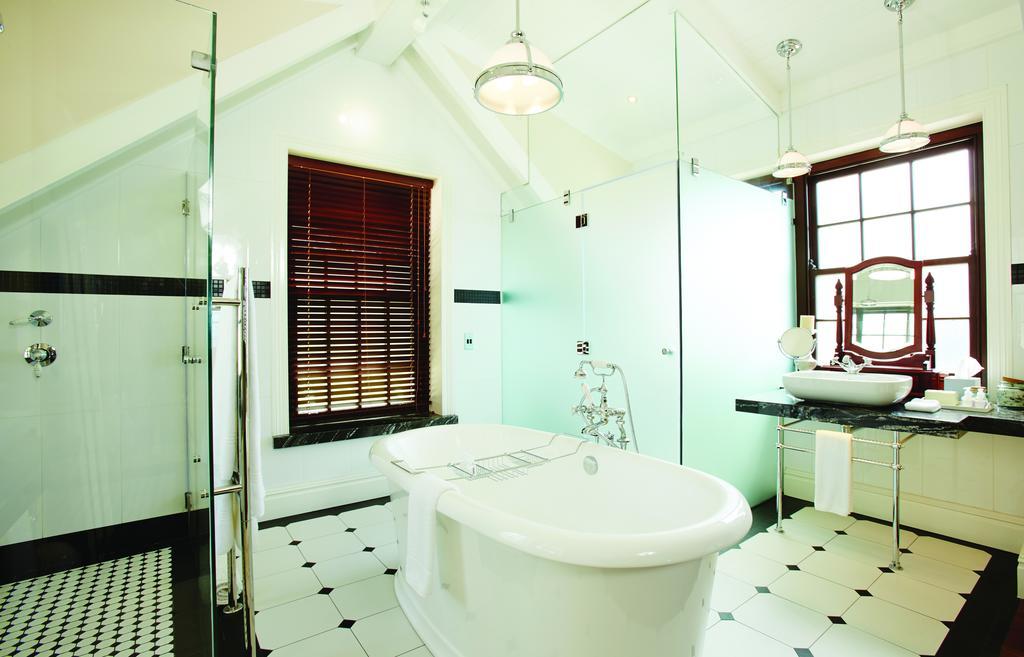 St James Homestead Guesthouse คาล์คเบย์ ภายนอก รูปภาพ
