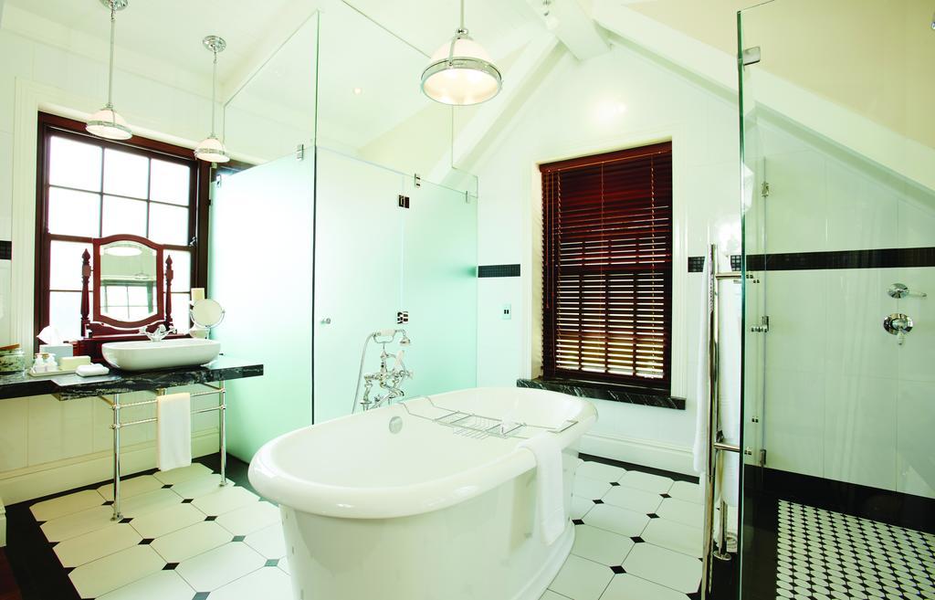 St James Homestead Guesthouse คาล์คเบย์ ภายนอก รูปภาพ